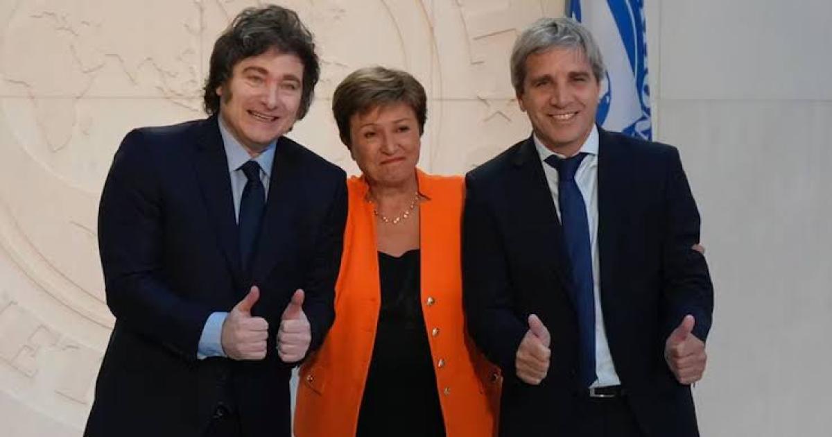 Para el FMI subsidiar las tarifas para frenar la inflacioacuten es una poliacutetica ineficiente y costosa