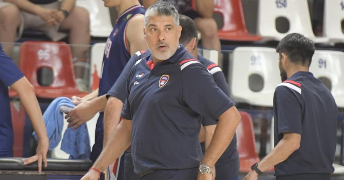 Victoriano- Armamos un equipo con jugadores polifuncionales
