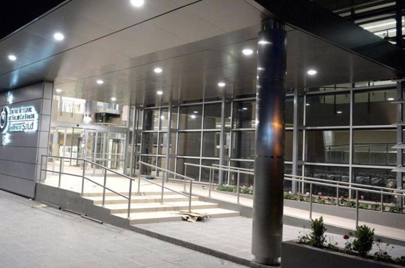 ASISTENCIA A causa de la lesión que presentaba en su rostro la víctima fue trasladada de urgencia al Centro Integral de Salud Banda
