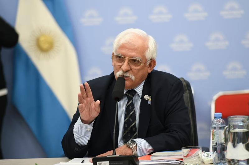 DESDE LAS 1530 La reunión ser� conducida por el titular de la comisión de Defensa Carlos Zapata