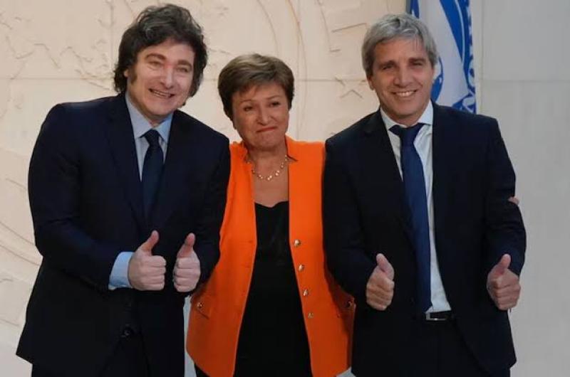 Para el FMI subsidiar las tarifas para frenar la inflacioacuten es una poliacutetica ineficiente y costosa