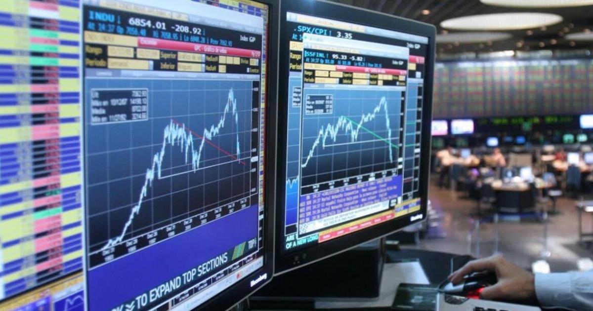 El riesgo paiacutes vuelve a subir y roza los 600 puntos por la caiacuteda de los bonos y acciones argentinas