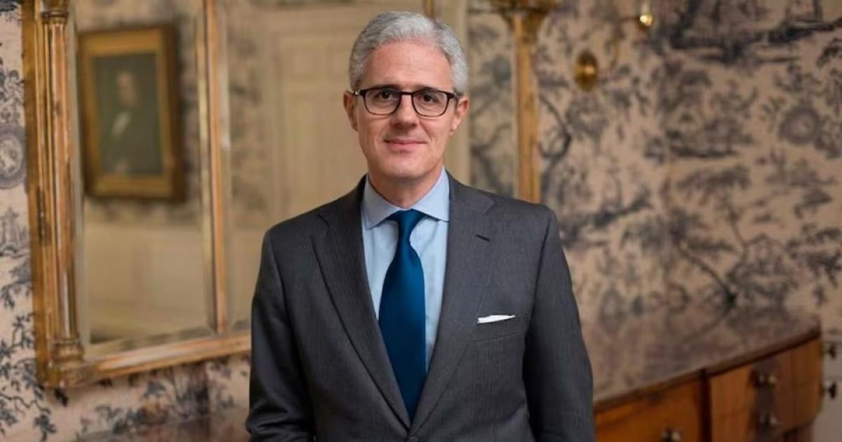 Ades elogioacute el rumbo pero marcoacute tres dilemas del modelo