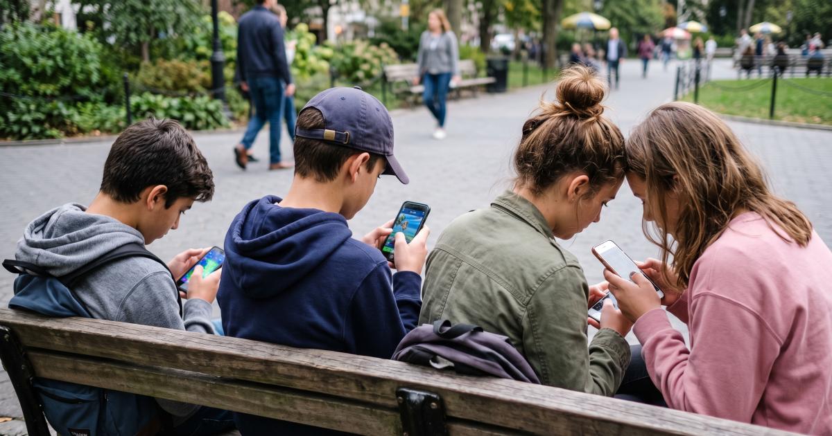 Cruz Roja busca escuchar a adolescentes y familias santiaguentildeas sobre el uso de la tecnologiacutea