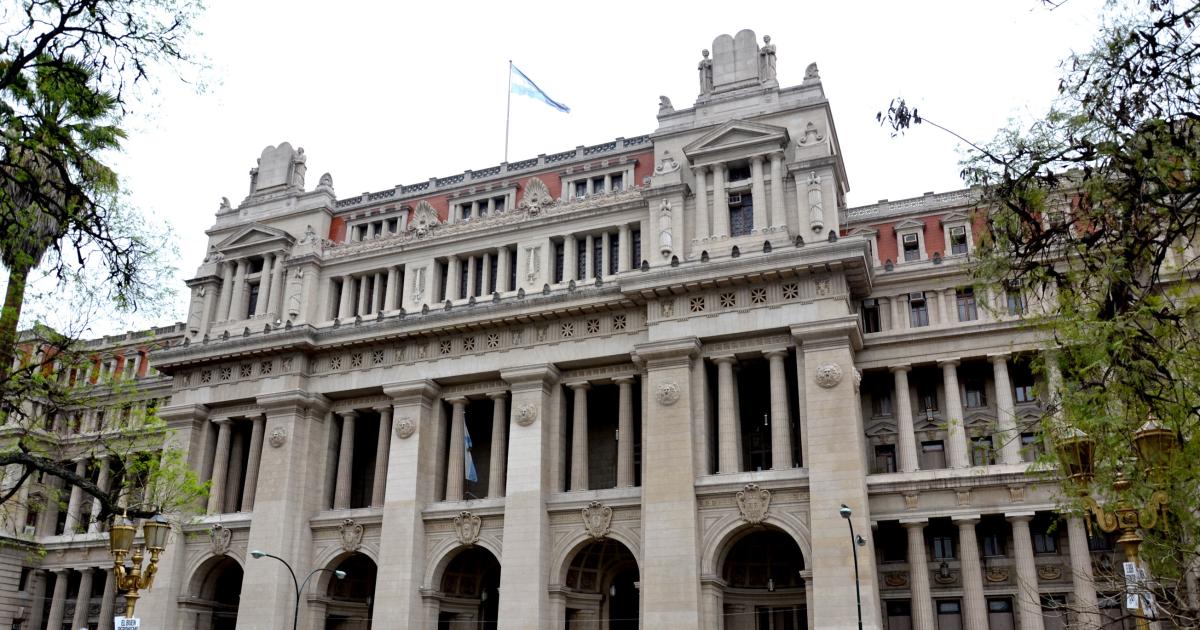Corte Suprema- designan conjueces y se aceleran los plazos para definir la validez del DNU sobre la Ley de Tierras