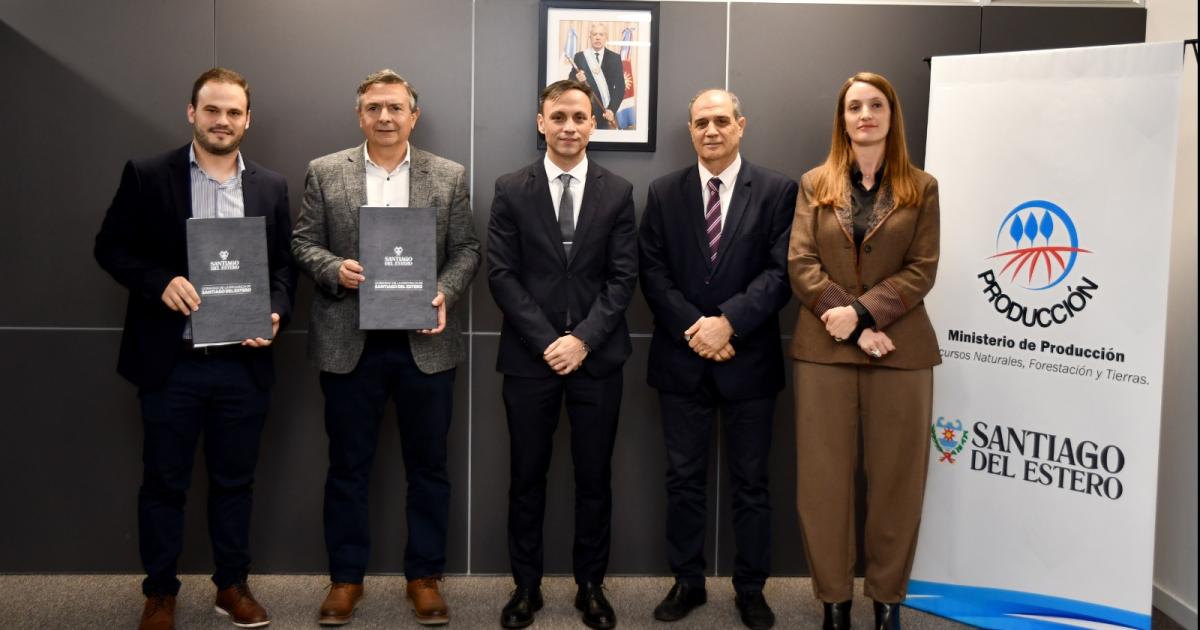 Santiago del Estero firmoacute un convenio para restaurar bosques nativos y fortalecer el control ambiental