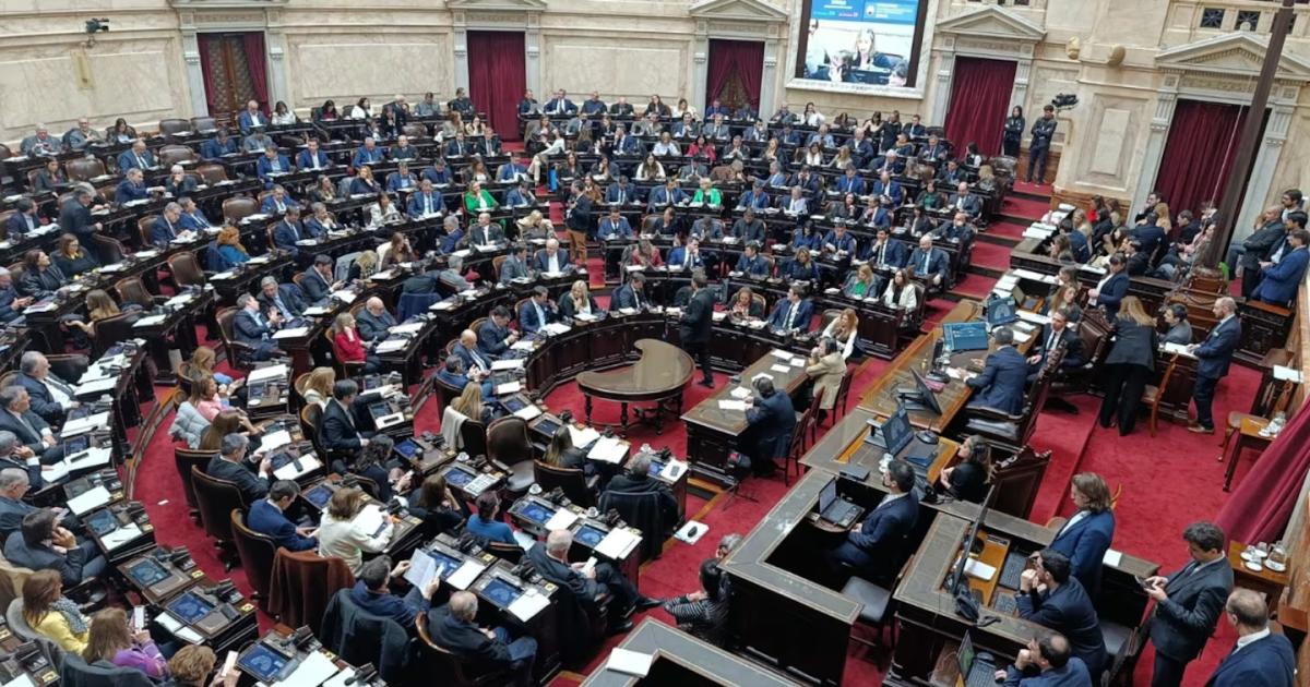Diputados dio media sanción al super-RIGI con respaldo de los bloques aliados y rechazo de la oposición (Foto- NA)