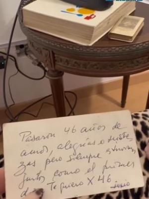 La historia de amor de una abuela que guarda las cartas que le regalaba su esposo