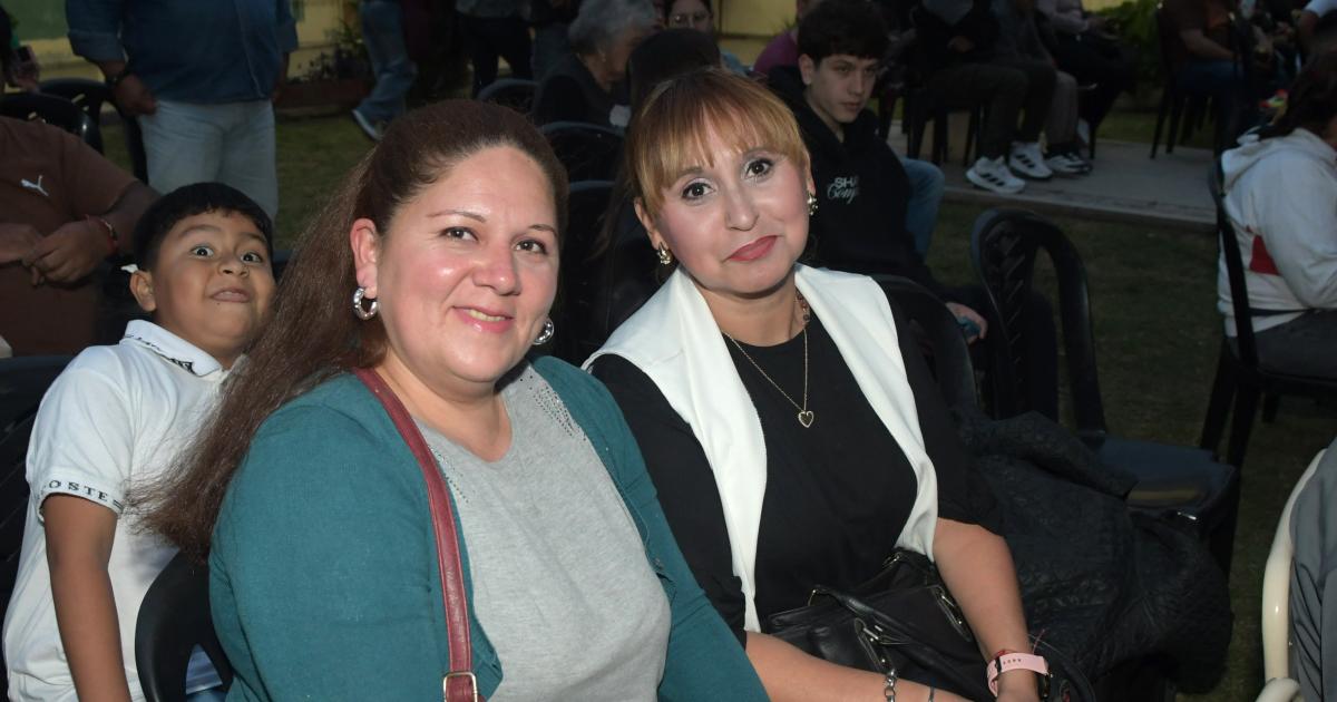 MUESTRA DE EDUCACIOacuteN FIacuteSICA Y MUacuteSICA EN ASAIM