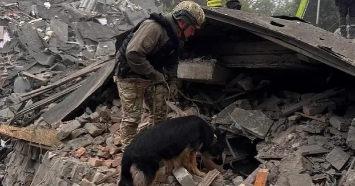 Guerra en Ucrania- al menos ocho muertos tras un bombardeo ruso contra edificios residenciales
