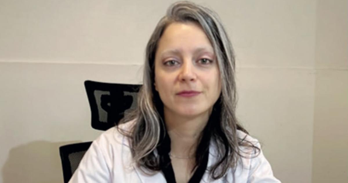 La Dra Yanina Cangelosi Alba es médica cardiólo ga MÃster Universitario en Avances en Cardiolo gía diplomada en Nutrición Vegetal