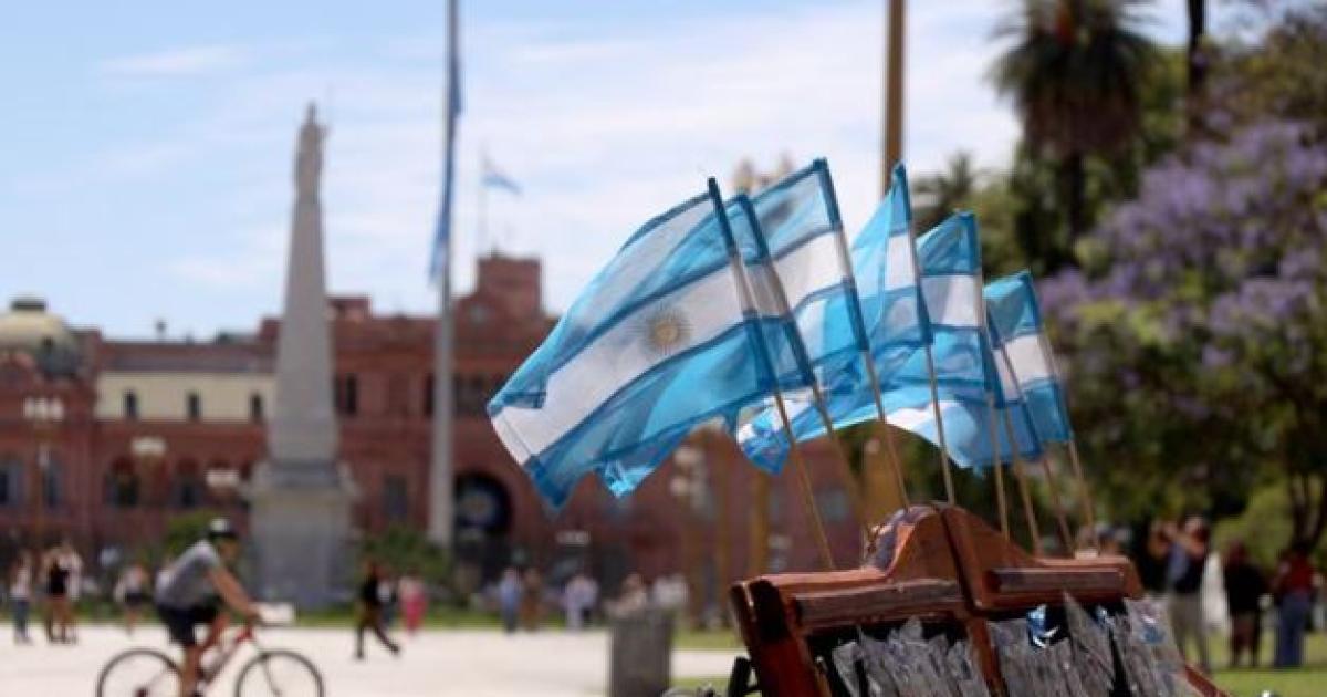 Diacutea del Respeto a la Diversidad Cultural- el sentido de la fecha y coacutemo queda el calendario de feriados en Argentina