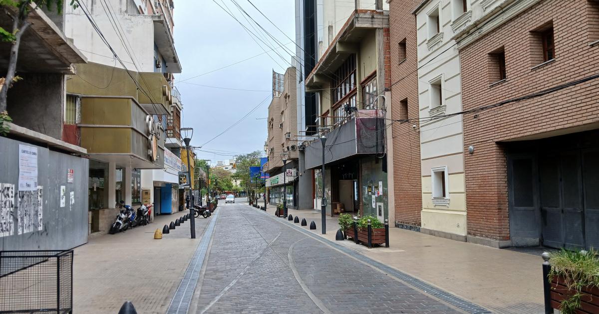 Nulo movimiento en el centro de Santiago del Estero este lunes (Foto- El Liberal)