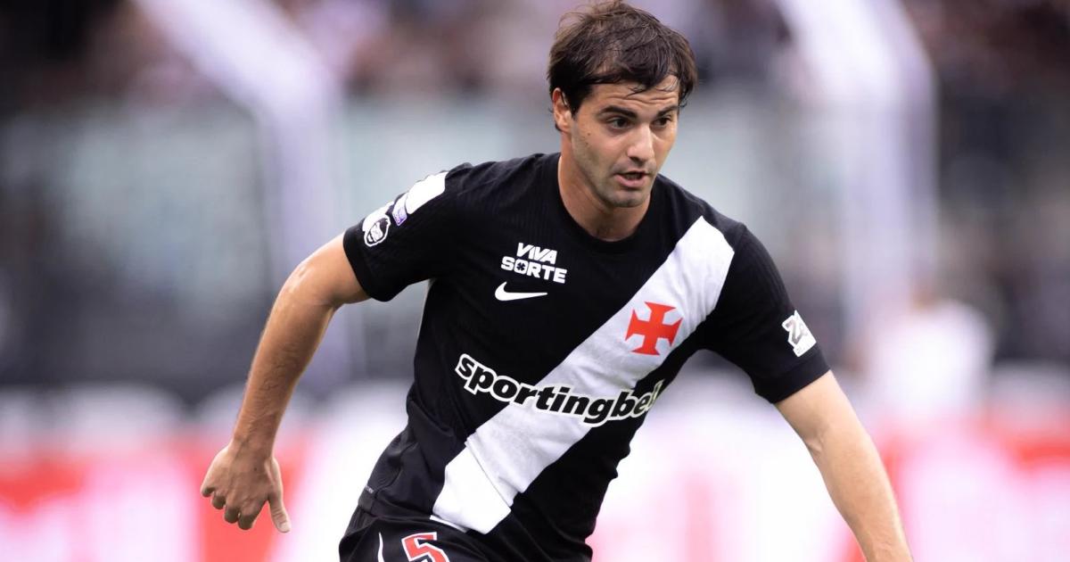 Es una ventaja para nosotros- Santiago Sosa habloacute de la ausencia de Paredes en Boca