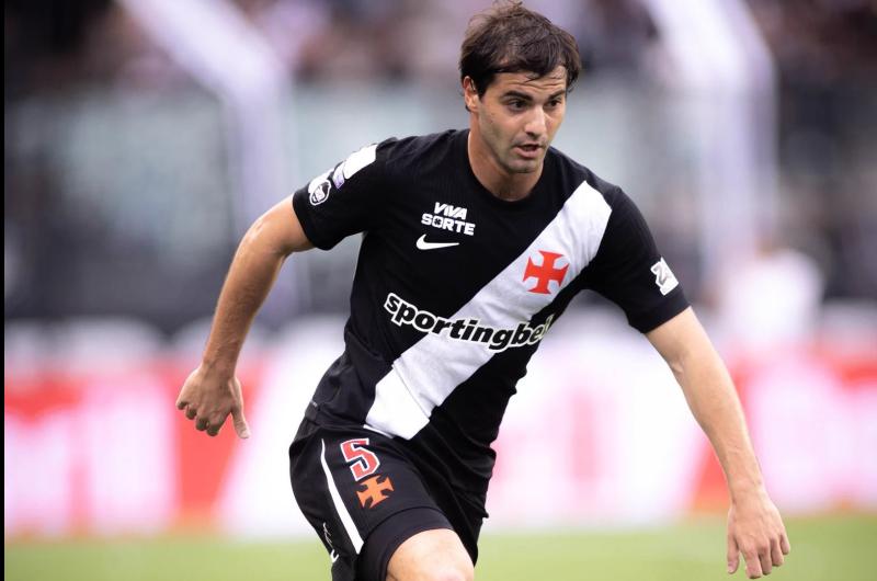 Es una ventaja para nosotros- Santiago Sosa habloacute de la ausencia de Paredes en Boca