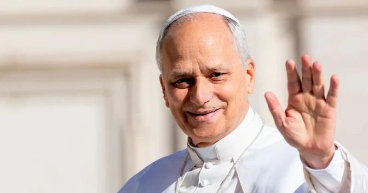 El papa Leoacuten XIV fue operado con eacutexito para extirparle un noacutedulo pulmonar y ya inicioacute su recuperacioacuten