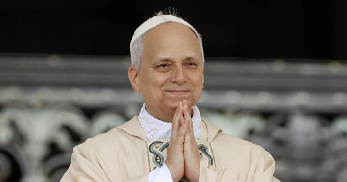 El papa Leoacuten XIV retomoacute la alimentacioacuten y comenzoacute a caminar- queacute dice el nuevo parte meacutedico de la Santa Sede