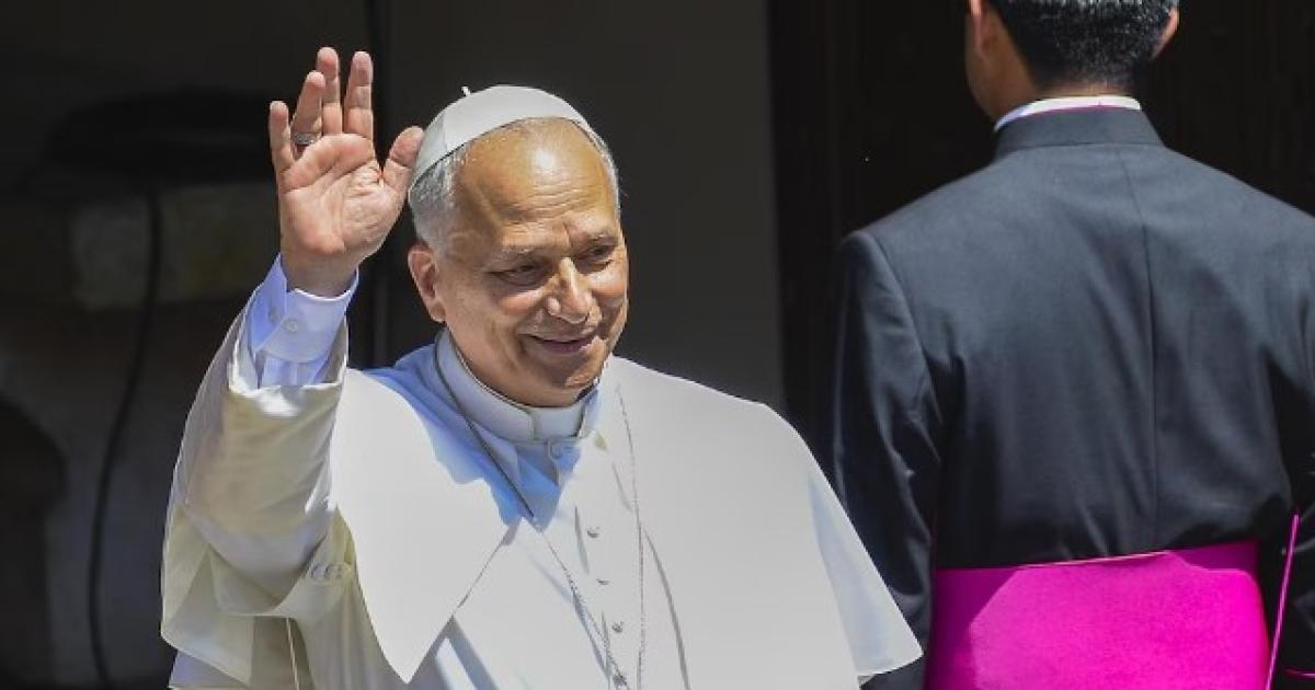 El papa León XIV ayer antes de su ingreso al Policlínico Gemelli