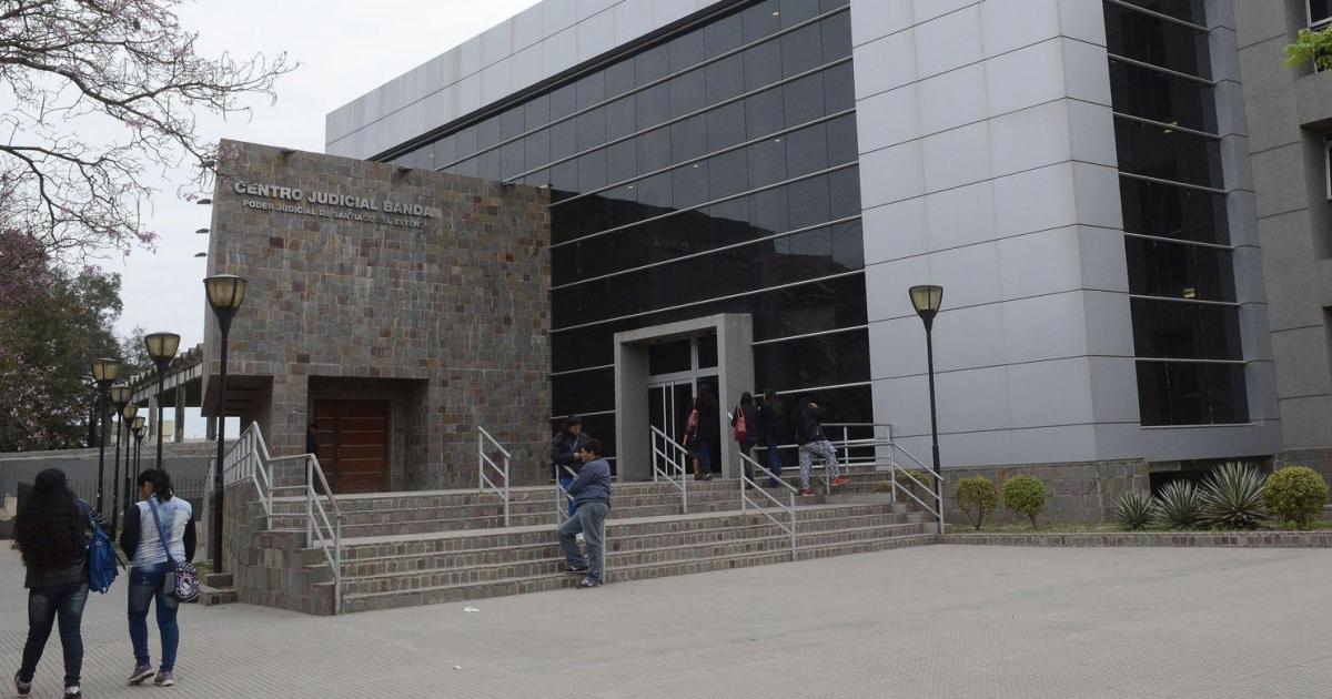 Esta mañana se llevó a cabo la audiencia en el Centro Judicial Banda (Foto El Liberal)