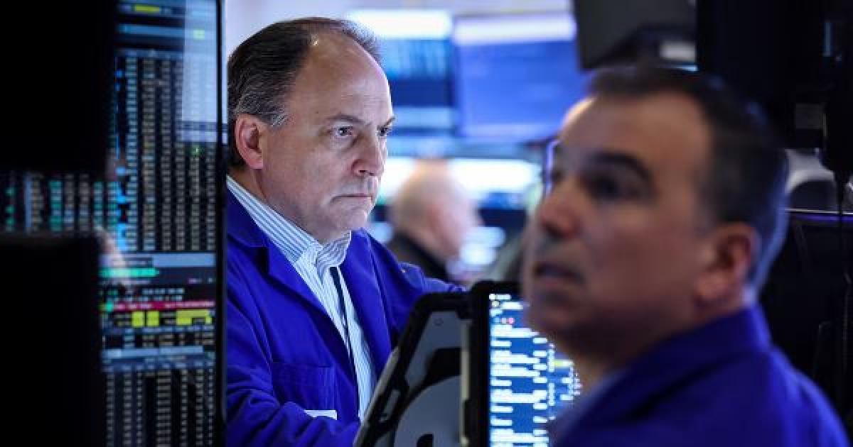 El riesgo paiacutes superoacute los 600 puntos y se desplomaron hasta maacutes de 4-en-porciento- las acciones argentinas en Wall Street