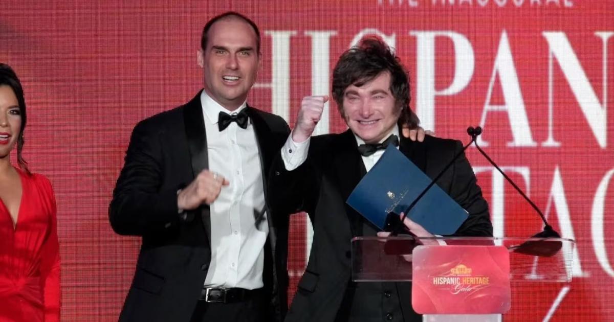 Javier Milei se encontró con Eduardo Bolsonaro en la Gala de la Herencia Hispana en Washington (Foto- Presidencia)