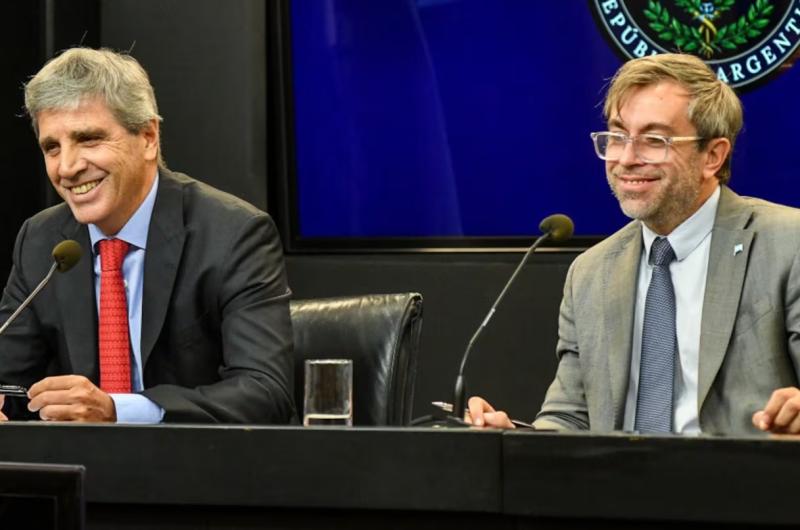 El secretario de Finanzas insistió en que la economía llega m�s fuerte a 2027 y no habr� volatilidad (Foto- Ministerio de Economía)