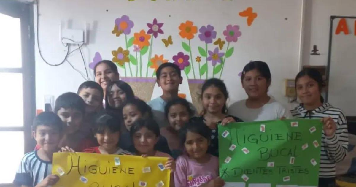 Nintildeos aprenden en el Taller de Higiene Personal y Bucal