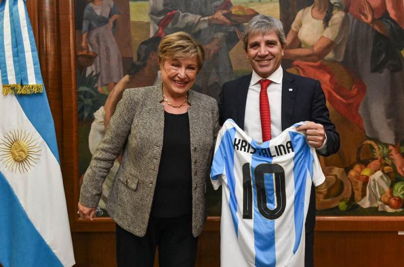 El ministro de Economía ratificó el rumbo económico en la asamblea del FMI y el Banco Mundial (Ministerio de Economía)