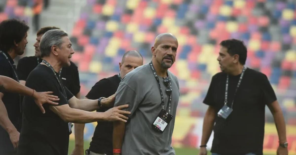 SACADO Juan SebastiÃn Verón hizo un escÃndalo la Ãltima vez que asistió al estadio Único Madre de Ciudades