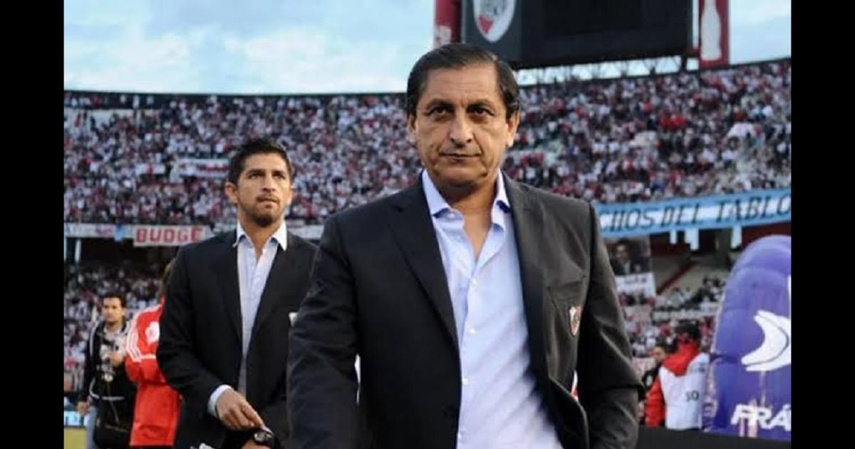 El entrenador podría desembarcar en la entidad de NÃñez (Foto Google)