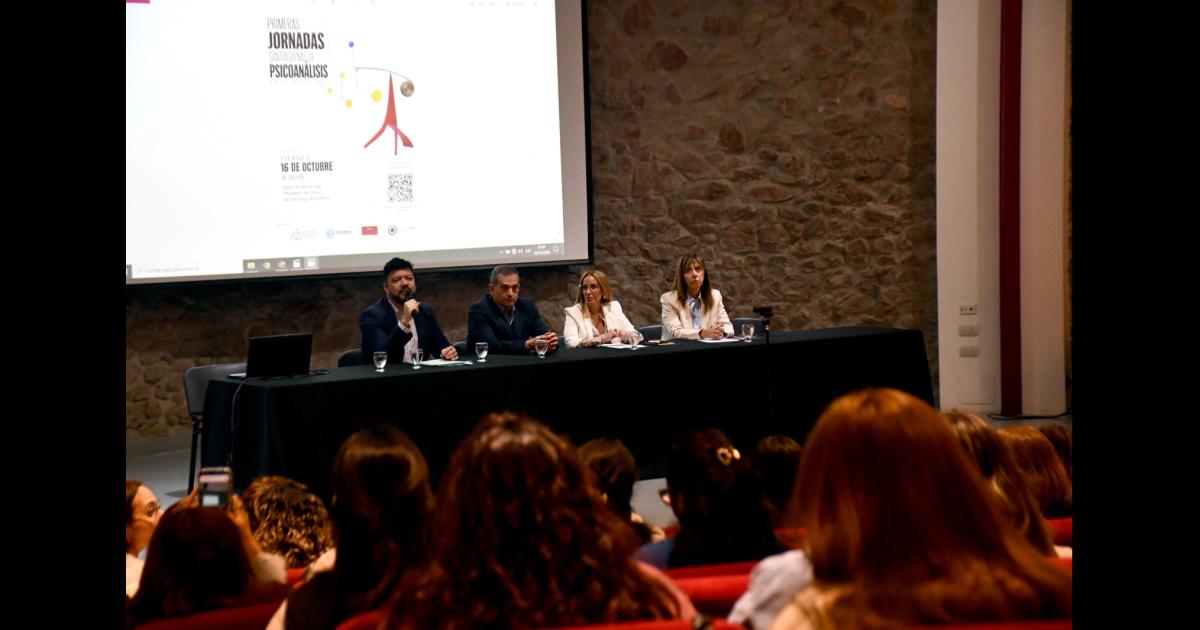 El sistema sanitario provincial fue sede de las Primeras Jornadas Santiagueñas de Psicoan�lisis en el Hospital (Foto El Liberal)
