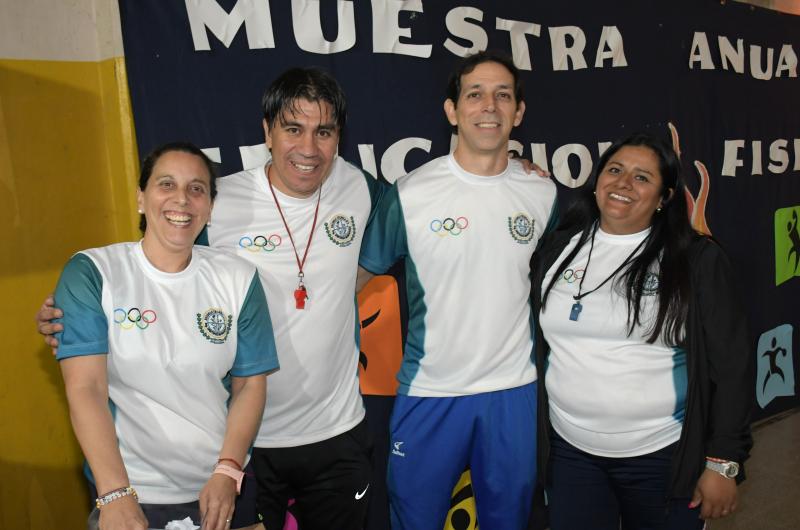 MUESTRA DE EDUCACIOacuteN FIacuteSICA
