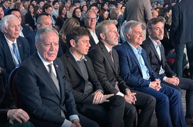 Eliacuteas Suaacuterez participa de una cumbre federal con Santilli para impulsar obras e inversiones en las provincias