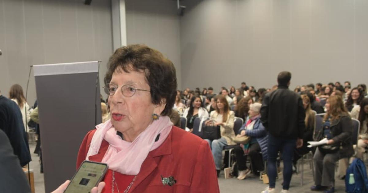 Marta Gerez Ambertín en el Fórum habló con EL LIBERAL