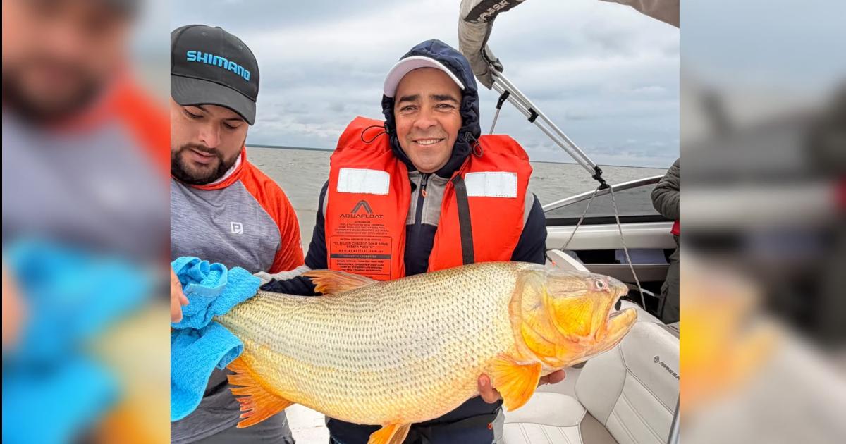 Con maacutes de 48 embarcaciones se desarrolla el 1deg Concurso Nacional de Pesca del Dorado en el Club Naacuteutico