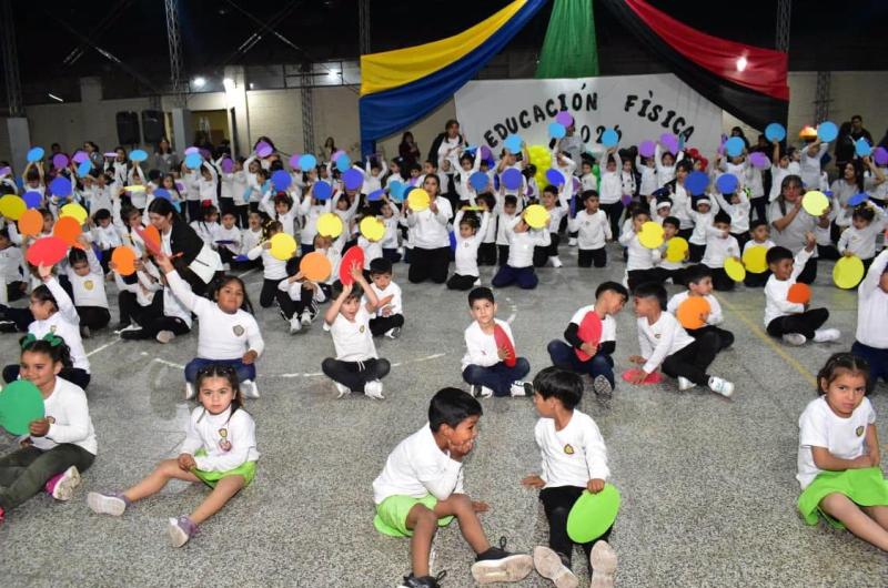 Los jardines municipales tuvieron su muestra anual de Educacioacuten Fiacutesica