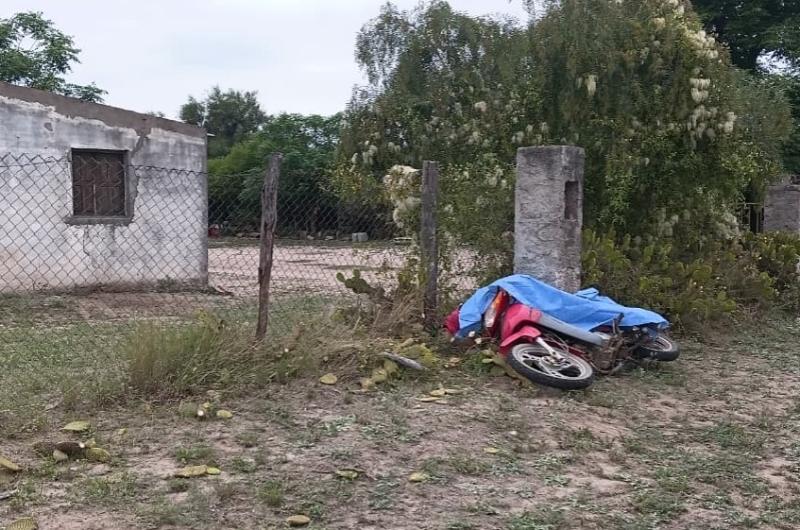 Fatalidad- motociclista murioacute al chocar contra un pilar de bajada