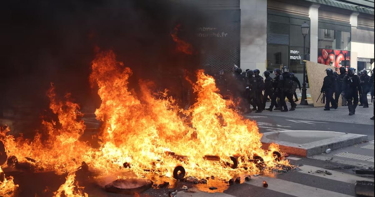 Los incidentes recrudecieron en las Ãltimas horas del sÃbado (Foto Infobae)