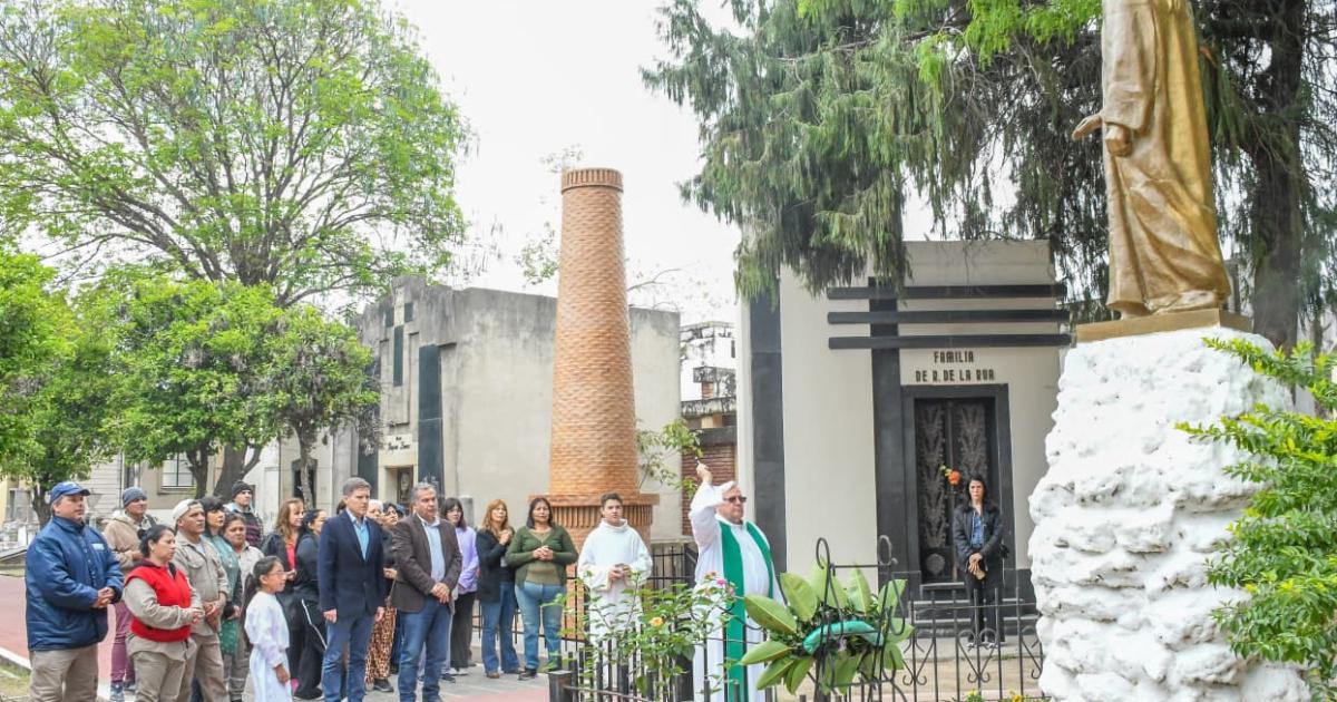 Autoridades de la Municipalidad participaron de la misa en homenaje a las madres en la capilla de La Piedad