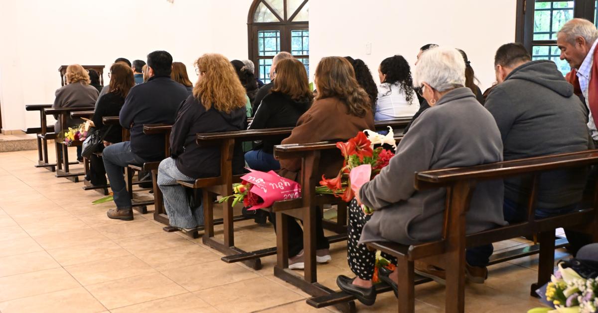 Parque de la Paz- santiaguentildeos homenajearon a sus madres
