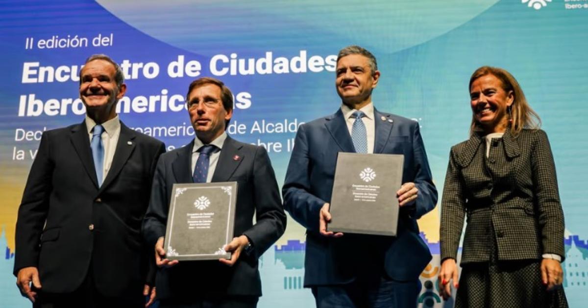 Jorge Macri junto al alcalde de Madrid José Luis Martínez-Almeida