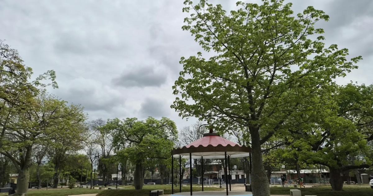 La Municipalidad de la Capital habilita las obras de puesta en valor de la plaza Borges en el barrio Huaico Hondo