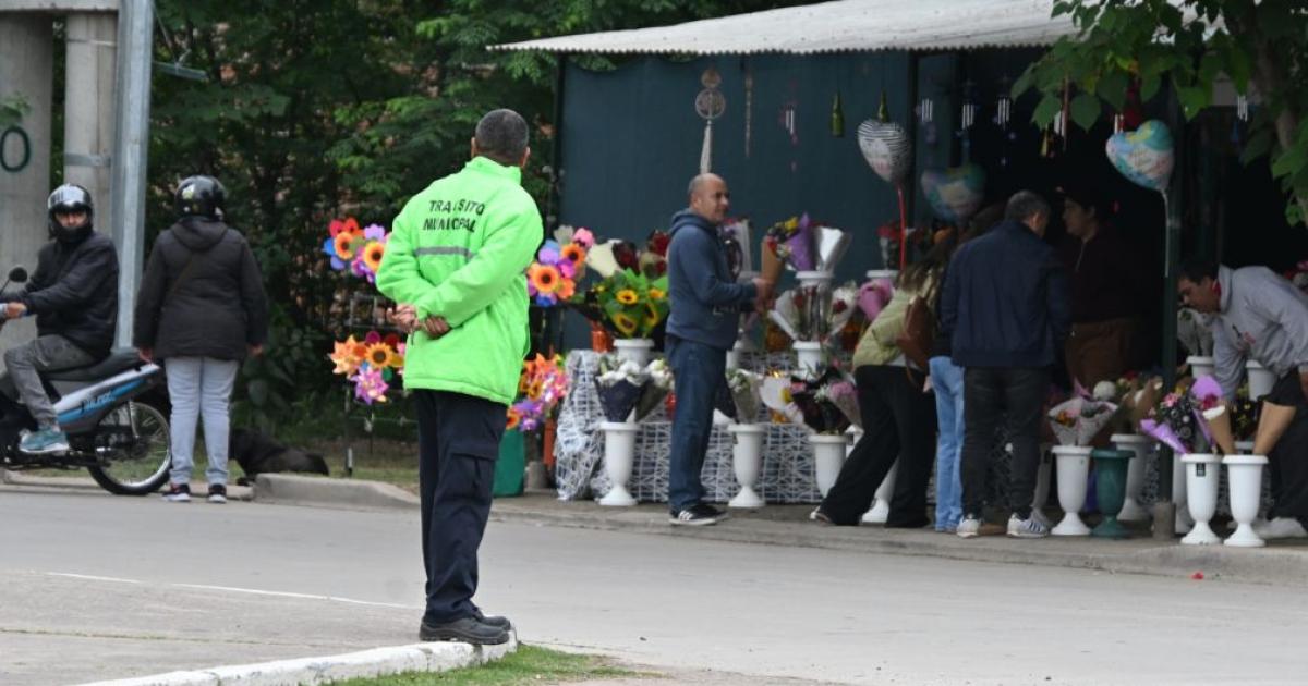 Parque de la Paz- santiaguentildeos homenajearon a sus madres