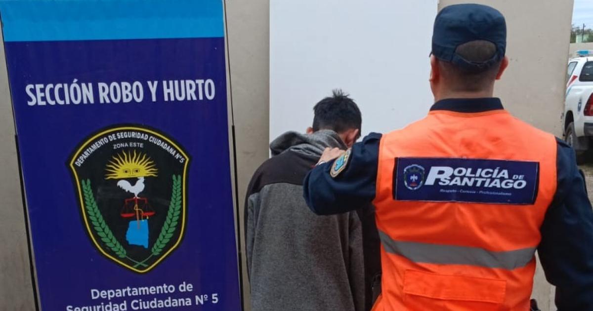 La Banda- caminaba con una puerta de madera a cuestas no pudo justificar su origen y cayoacute preso