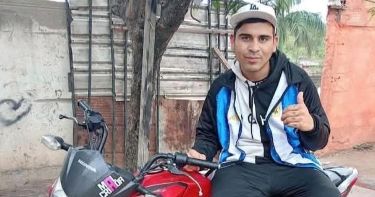 Quieacuten es el joven proacutefugo acusado de matar a su padre tras una violenta discusioacuten en el barrio General Paz
