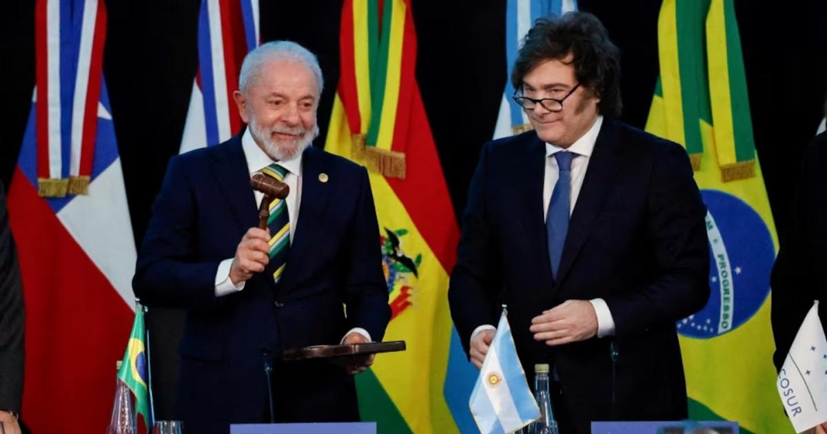 Lula da Silva y Javier Milei durante la cumbre del Mercosur celebrada en 2025 en Buenos Aires (Foto- Reuters)