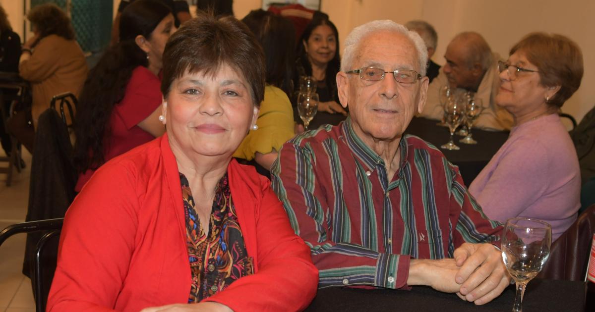 FESTEJO POR LAS MADRES Y HOMENAJE