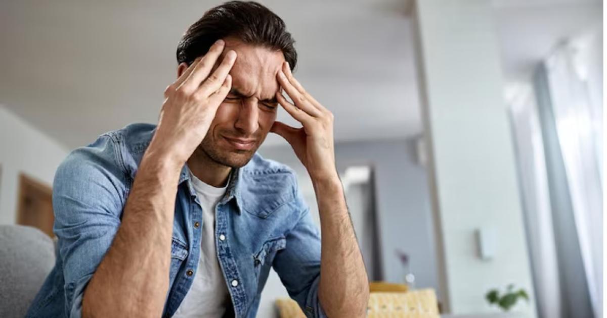 SÍNTOMA Un dolor de cabeza intenso e inusual uno de los síntomas del ACV