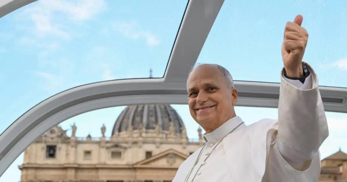 VIDEO  iexclArgentina allaacute vamos- el papa Leoacuten XIV confirmoacute que vendraacute a nuestro paiacutes y el video estalloacute en redes