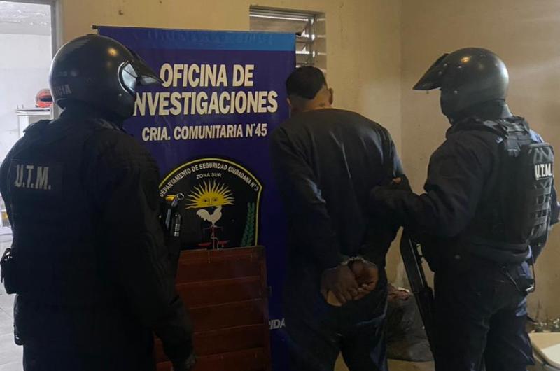 Golpeoacute a su pareja con un palo frente a su hija